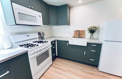 Nevada City Apartment | Cozy studio in adorable Nevada City with AC, WiFi