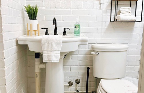 Hogansville Apartment | Cozy studio in charming downtown Hogansville