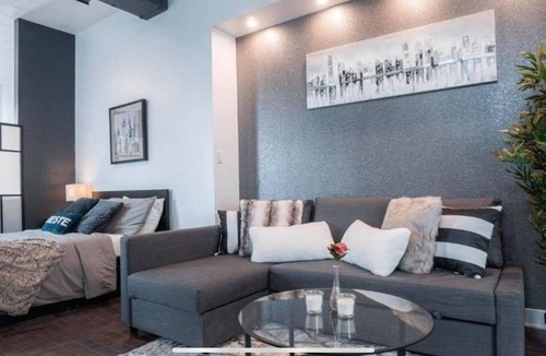 Gay Village Apartment | Cozy Studio in Downtown Montreal!