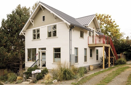 Mid-Beacon Hill Apartment | Cozy studio in enchanting Seattle with WiFi