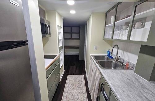 Town of Union Apartment | Cozy Studio in Endicott- Little Italy