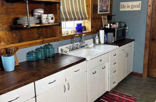Gypsum Apartment | Cozy studio in enjoyable Gypsum with AC, WiFi