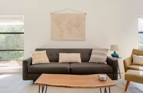 Knox - Henderson Apartment | Cozy studio in fabulous Lowest Greenville, Dallas, Texas