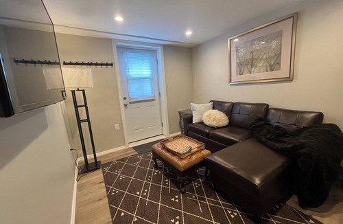 Lakeview Apartment | Cozy studio in nice West Hempstead with WiFi, AC