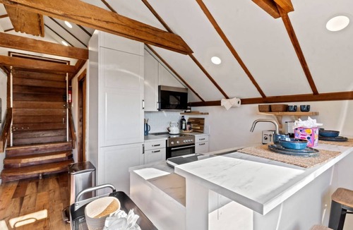 Berkeley Hills Apartment | Cozy studio in North Berkeley