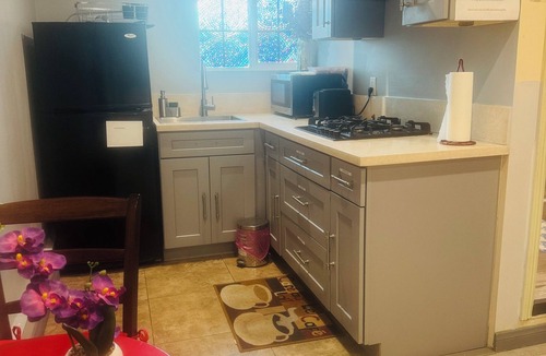 Norwalk Apartment | Cozy studio in pleasant Norwalk with Kitchen