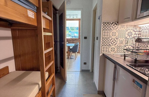 Le Praz de Lys Apartment | ⛰🌱 Cozy Studio in Praz-de-Lys – Mont Blanc View and Private Pool 🌞