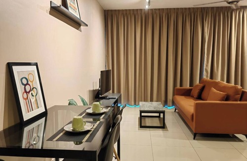 Shah Alam Apartment | Cozy Studio in Shah Alam With Mountain View