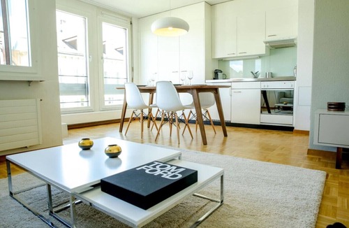 Hochschulen Apartment | Cozy studio in the city centre (Art 13)