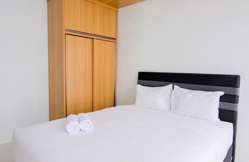 Bintaro Apartment | Cozy Studio Lexington Apartment By Travelio