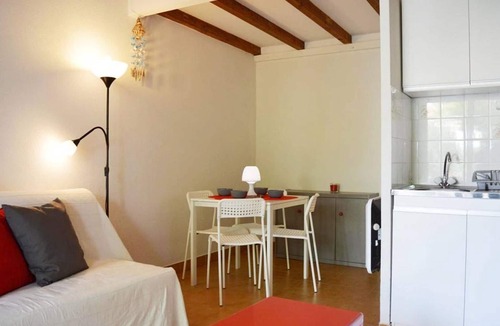 Narbonne-Plage Apartment | Cozy Studio Loft with Shared Pool, Terrace & Parking, 200m from Beach in Narbonne Plage