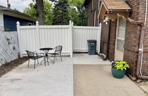 Saginaw Apartment | Cozy Studio - Long Term 1 Month + Only