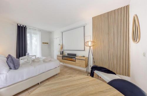 Maisons-Alfort Apartment | Cozy Studio Maison Alfort