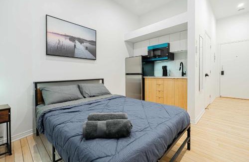 Sainte-Marie Apartment | Cozy Studio Near Downtown Montreal with Parking