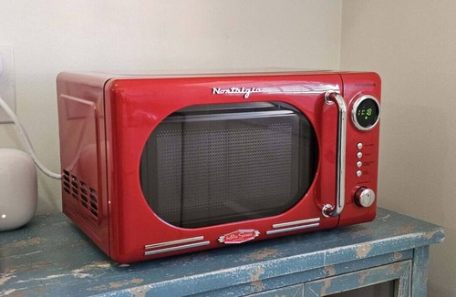 Whitehaven House | Cozy Studio near Graceland*Kitchenette*Freeparking