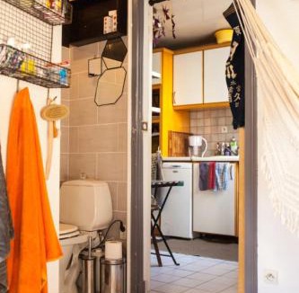 Quartier de la Folie-Mericourt Apartment | Cozy Studio Near The Canal Saint Martin