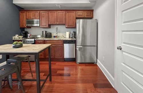 Old City Apartment | Cozy Studio | Old City | 1Bed |Independence Hall