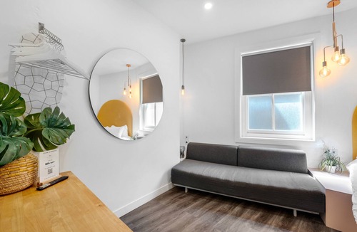 Spitalfields Apartment | Cozy Studio on Brick Lane