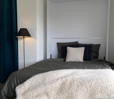 Cap-d'Antibes Apartment | Cozy studio on the beach