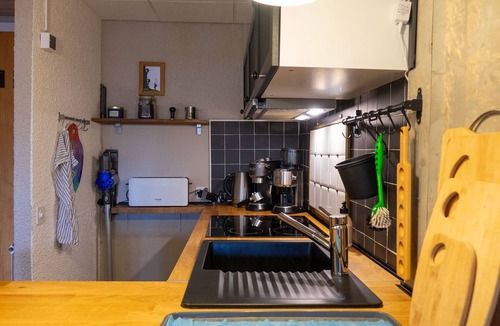 Gryon Apartment | Cozy studio on the ski slopes