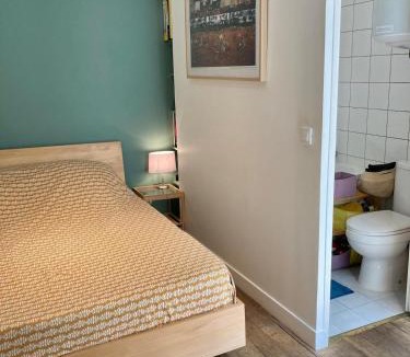 Quartier de la Chapelle Apartment | Cozy Studio Paris Montmartre