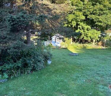 Trumbull Apartment | Cozy studio quiet