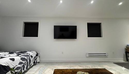 Jacksons Point Apartment | Cozy Studio Retreat in Scenic Georgina, Canada