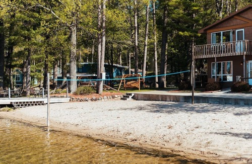 Mayfield Condo | Cozy Studio-Spider-Beach-Pontoon & Paddle-Near TC!