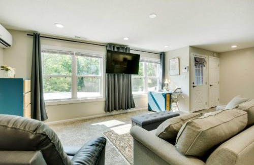Liberty Apartment | Cozy Studio Stay in Liberty Hike, Relax, Explore!