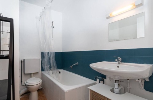 Lourdes Apartment | Cozy studio town center + private PARKING