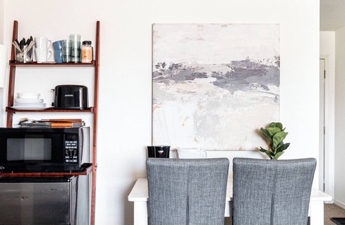 Englewood Condo | Cozy Studio Unit in DTC