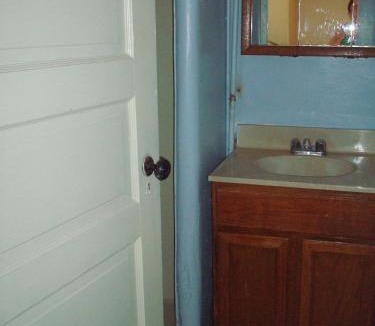 El Paso Apartment | Cozy studio Walk to Madeline Park and Sun Bowl