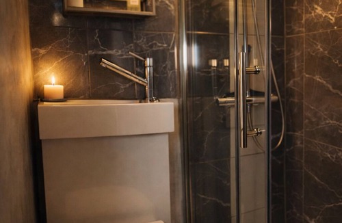 Cambridge Apartment | Cozy studio with a private enterance and available parking space.