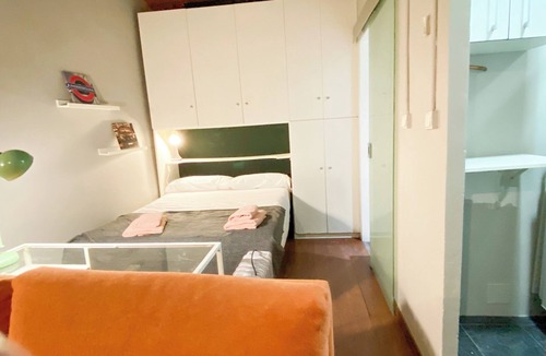 La Ribera Apartment | Cozy studio with AC and WiFi in delightful Barcelona