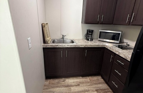 West Odessa Apartment | Cozy studio with AC in delightful Odessa