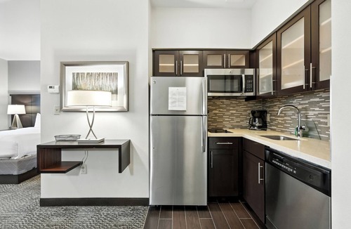 Chinatown Apartment | Cozy studio with AC in cool Houston neighborhood