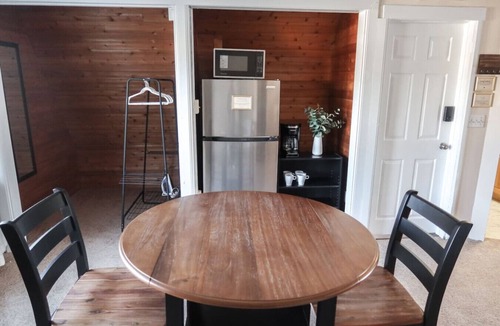 West Orange Apartment | Cozy studio with AC and WiFi in nice West Orange