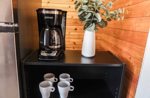 West Orange Apartment | Cozy studio with AC and WiFi in nice West Orange