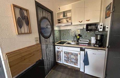 Foulquines Apartment | Cozy Studio with Balcony at Narbonne Beach