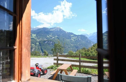Reichenbach Condo | Cozy studio with terrace | BBQ | mountain view