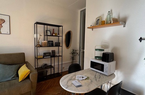 Aix-les-Bains City Center Apartment | Cozy studio with balcony and pool in Aix-les-Bains