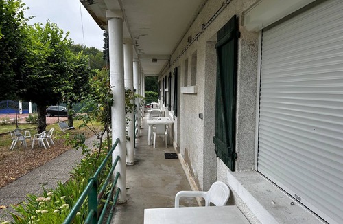 La Roche-Posay Apartment | Cozy studio with garden and WIFI in La Roche-Posay