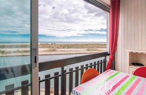 Saint-Cyprien Plage Apartment | Cozy Studio with Marina View, Pool & Parking - Steps from Beach, St. Cyprien