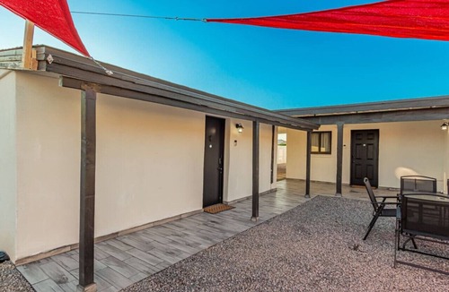 Downtown Phoenix House | Cozy Studio with King Bed DT Phx Unit C