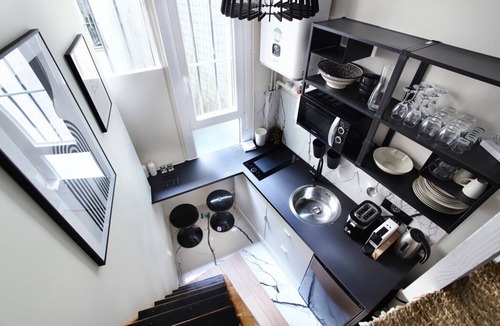 Strasbourg -Saint-Denis Apartment | Cozy Studio with Loft Bed - Center of Paris