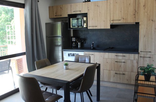 Jausiers Apartment | Cozy studio with terrace, pool access & pets allowed in Jausiers