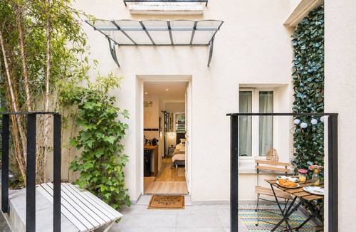 7th Arrondissement Apartment | Cozy studio with terrace – 2 guests, near Eiffel Tower