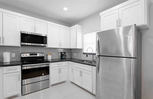 McAllen Apartment | Cozy & Stylish 3bed/2bath Apt