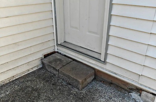 Everett House | Cozy Suburb Studio