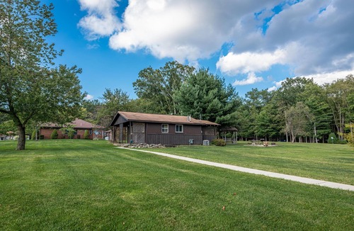 Tylersburg Cottage | Cozy Sugar Pine Cottage